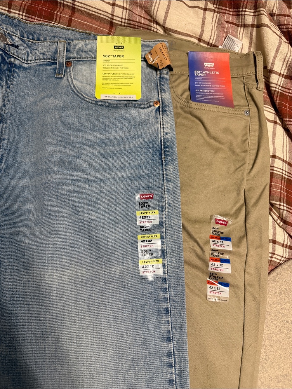 Levi's Men's Slim Straight Jeans in Light Blue Denim & Khaki